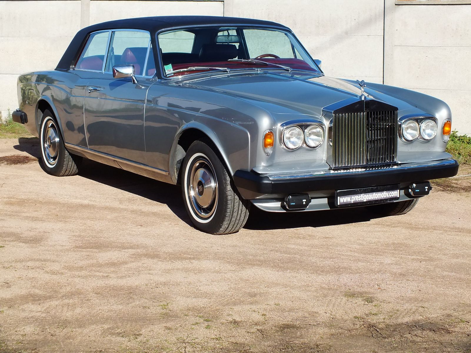 Rolls Royce Corniche Coupé