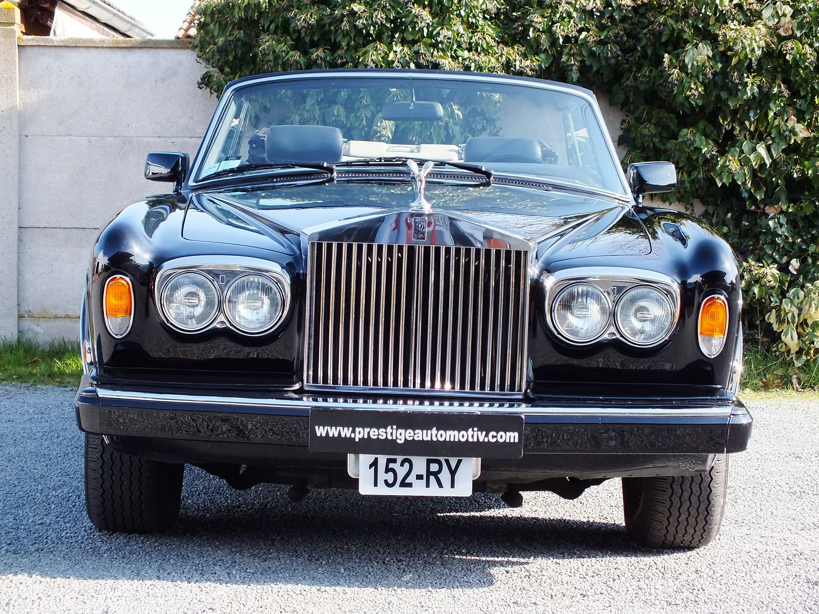 Rolls Royce Corniche III