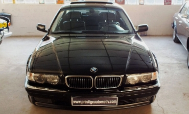 BMW 750 I