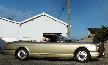 Rolls Royce Corniche 2001